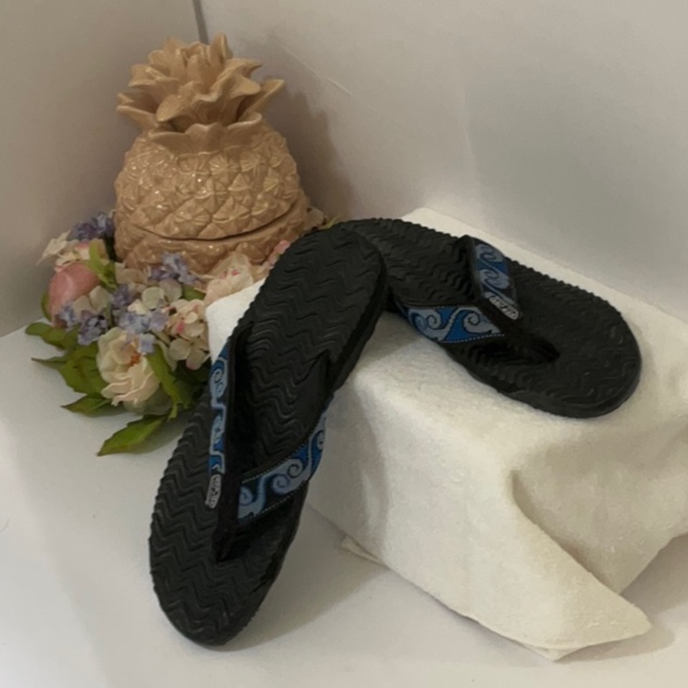 RON JON FLIP FLOPS SIZE MENS LARGE